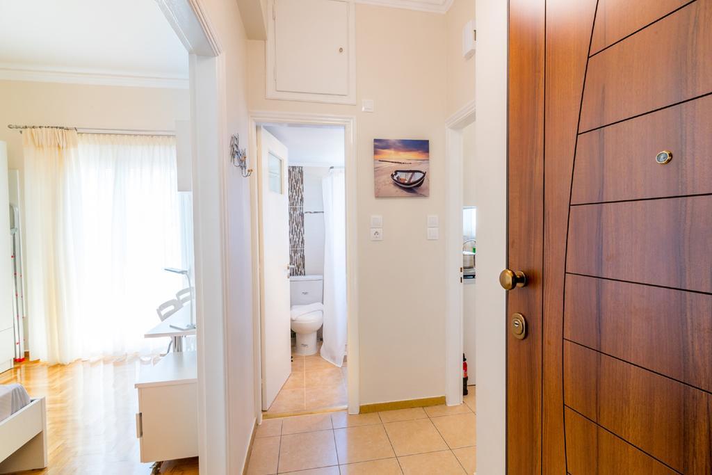 Ferienwohnung Charmy Petit Flat In Athen Exterior foto